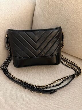 USED like new Gabrielle chevron bag mixed hardware comes with dust bag only.
